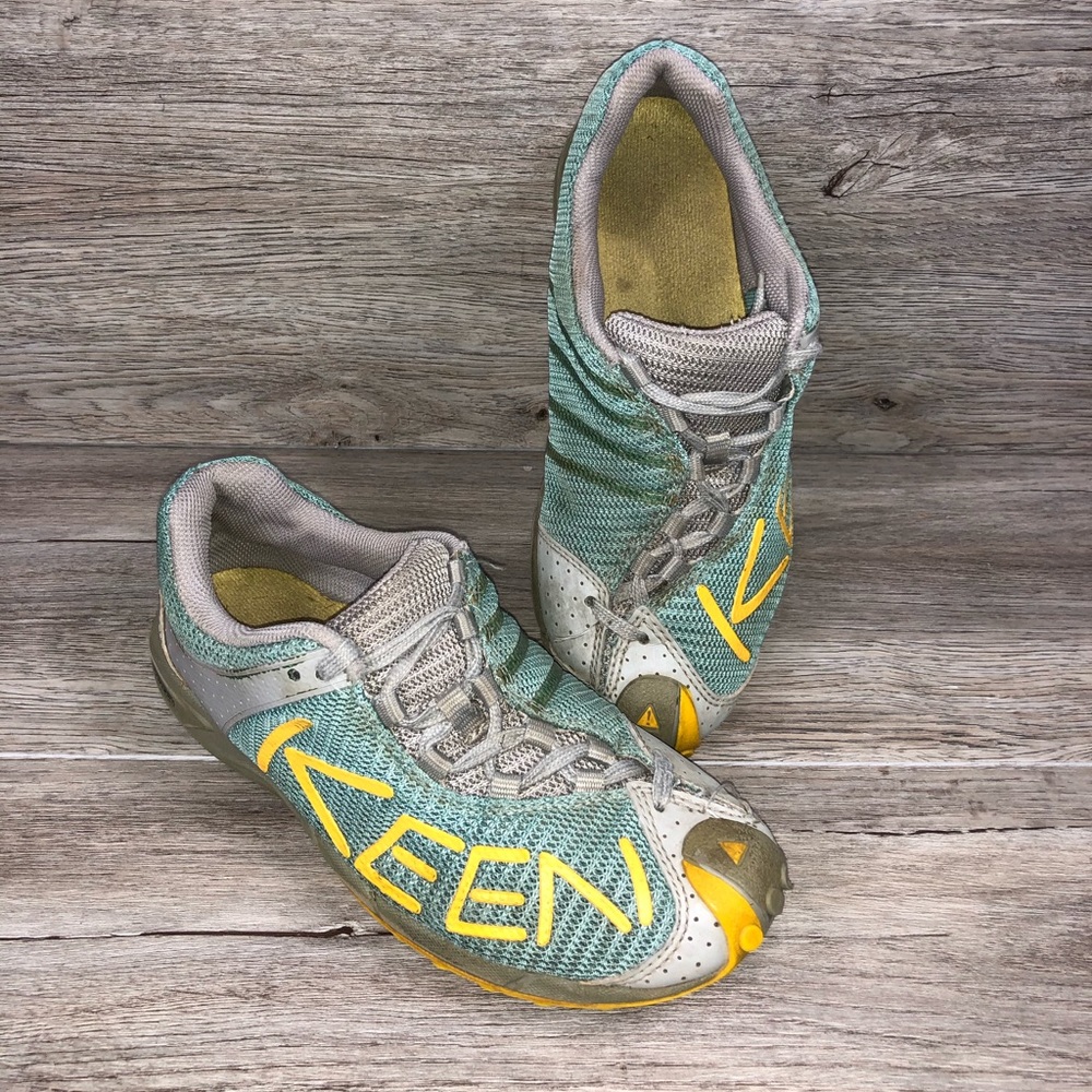 Keen Women's A86 TR Hiking Size 5